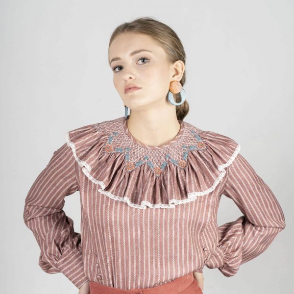 Camisa Amelie Caldero + Cuello de nido de abeja