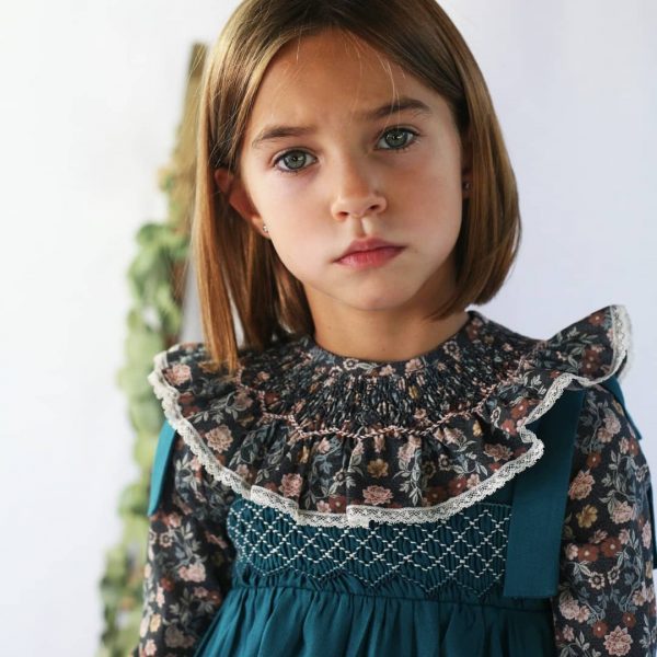 Cuello María niña estampado estampado floral C003