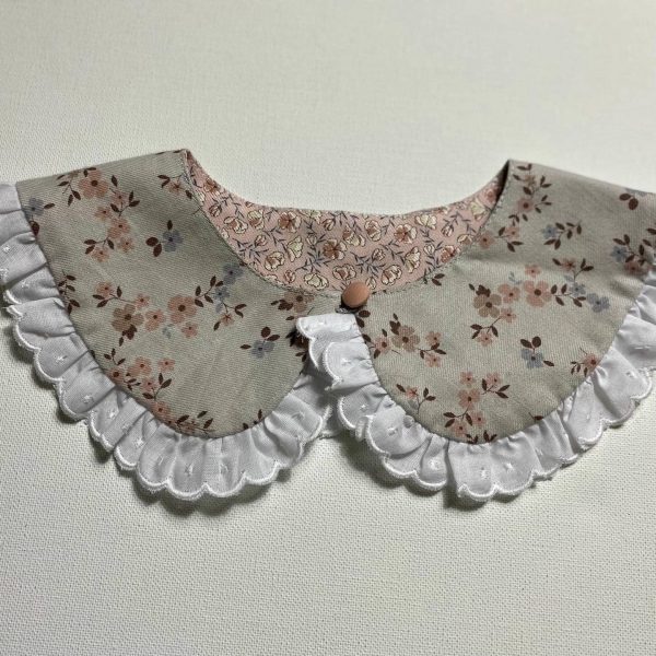 Cuello Daniella reversible romántico talla 4