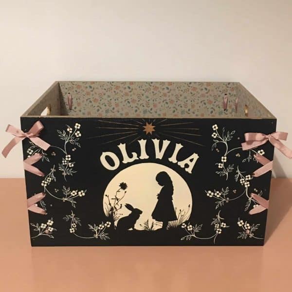 Cajas de madera personalizadas y pintadas a mano.