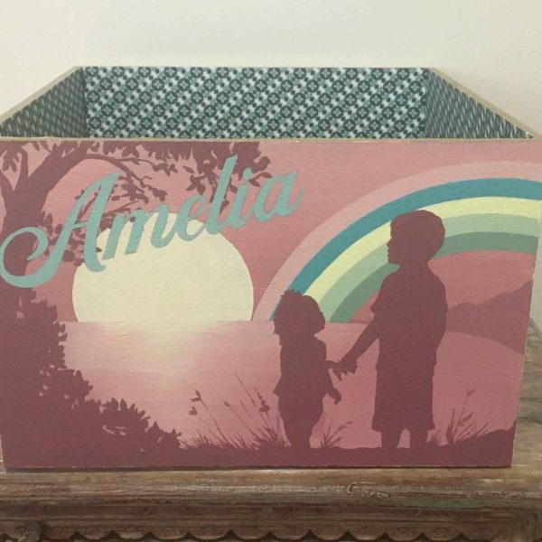 Cajas de madera personalizadas y pintadas a mano.