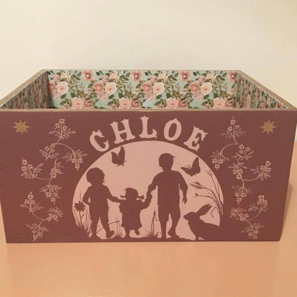 Cajas de madera personalizadas y pintadas a mano.