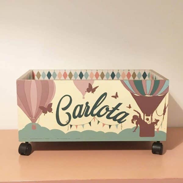 Cajas de madera personalizadas y pintadas a mano.