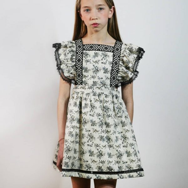 Peto Cassandra C004 estampado floral negro