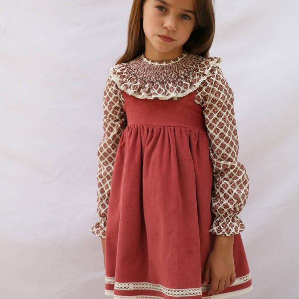 Pichi Maddie en pana color teja.