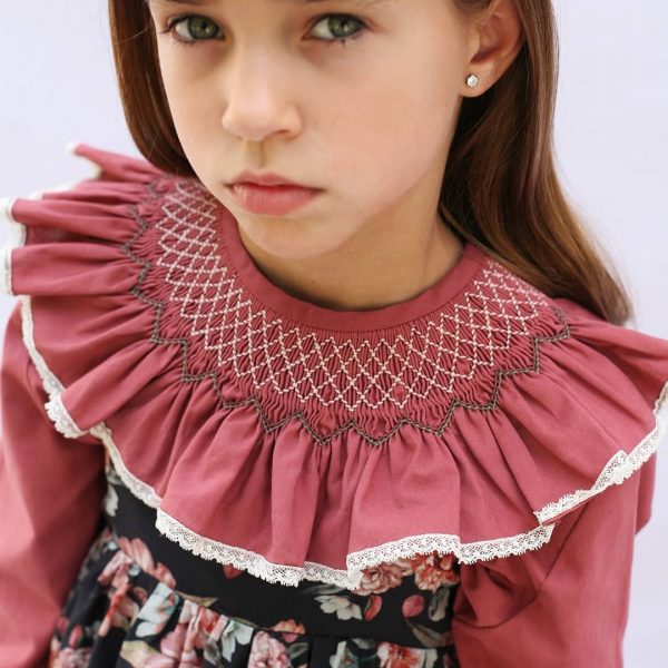 Cuello María C005 en color teja