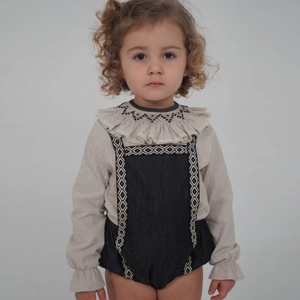 Ranita Cassandra vaquero negro cinta tribal