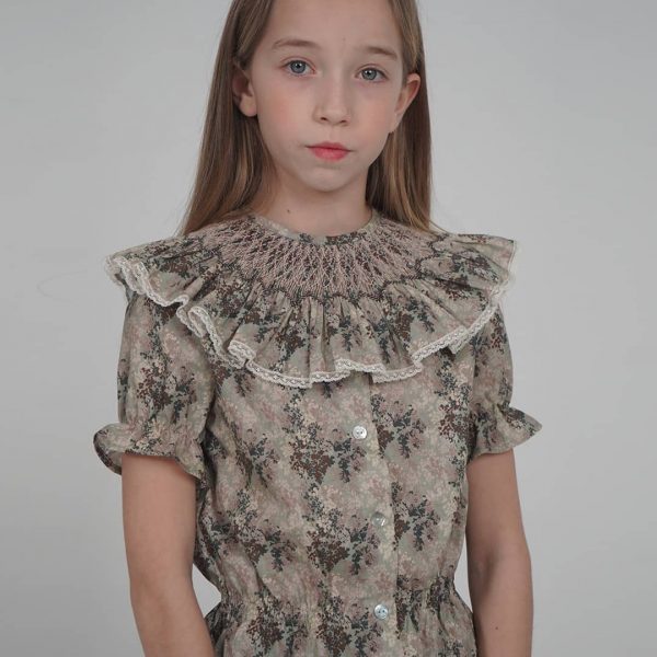 Camisa Charlotte estampado floral abstracto romántico