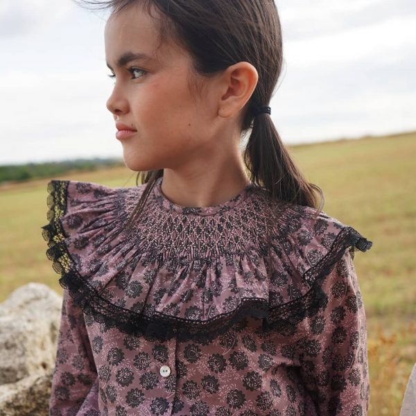 Cuello María estampado geométrico rosado flor negra antracita