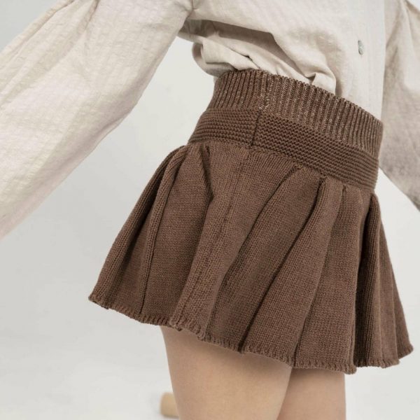 Braguitas falda color visón.