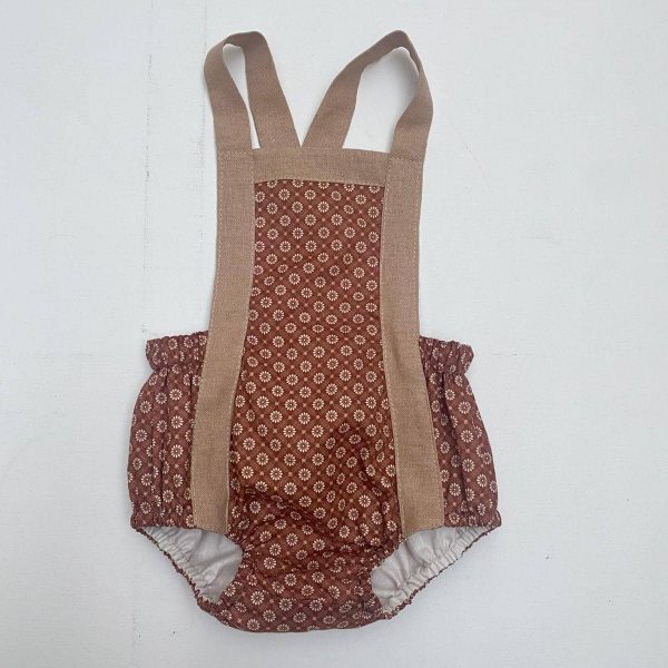 Ranita Cassandra estampado geométrico marrón